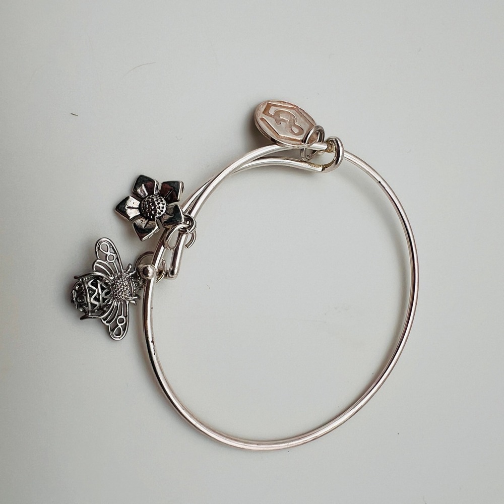 Alex and Ani Bee Flower Charm Bangle Bracelet Silver‎ Tone Adjustable Stackable